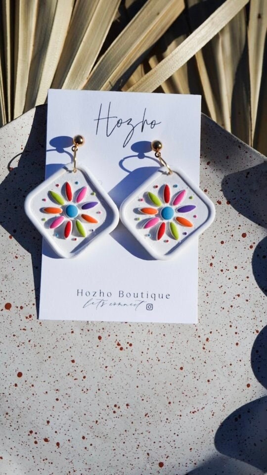 Flores de campo earrings | clay earrings | handmade | talavera | mexican | inspired | tiles
